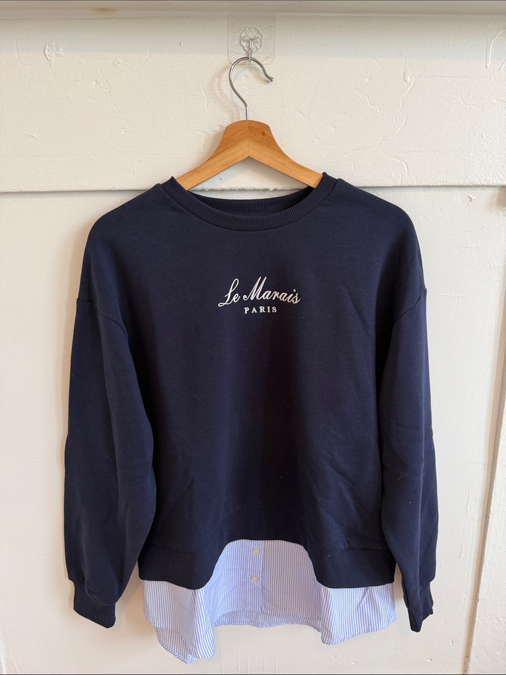 stradivarius Navy Sweatshirt with Shirttail Hem